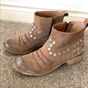 MIA distressed sand star ankle boot